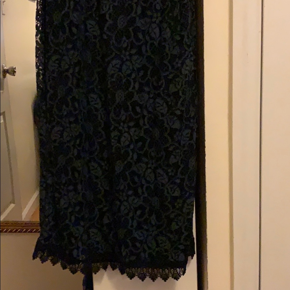 Dress - Picture 3 of 8